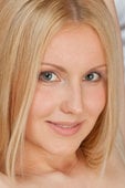Lenny Mae 32 years old, from Russia Lenny Mae 32 years old, from Russia